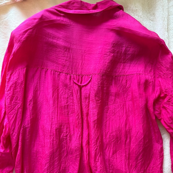 Hot pink button up top - Picture 4 of 5